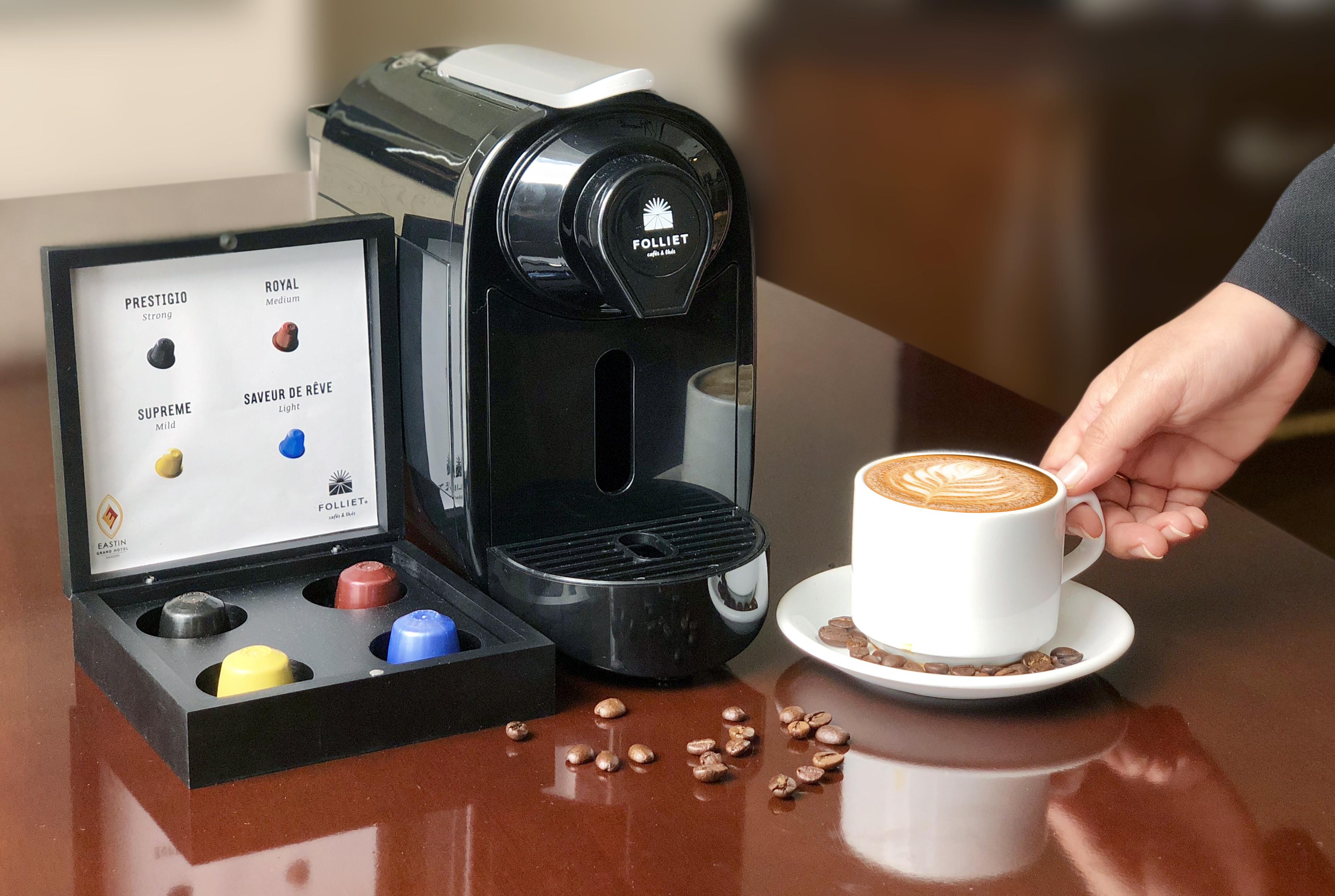 Eastin Grand Hotel Saigon Cidade de Ho Chi Minh Exterior foto A single serve coffee machine