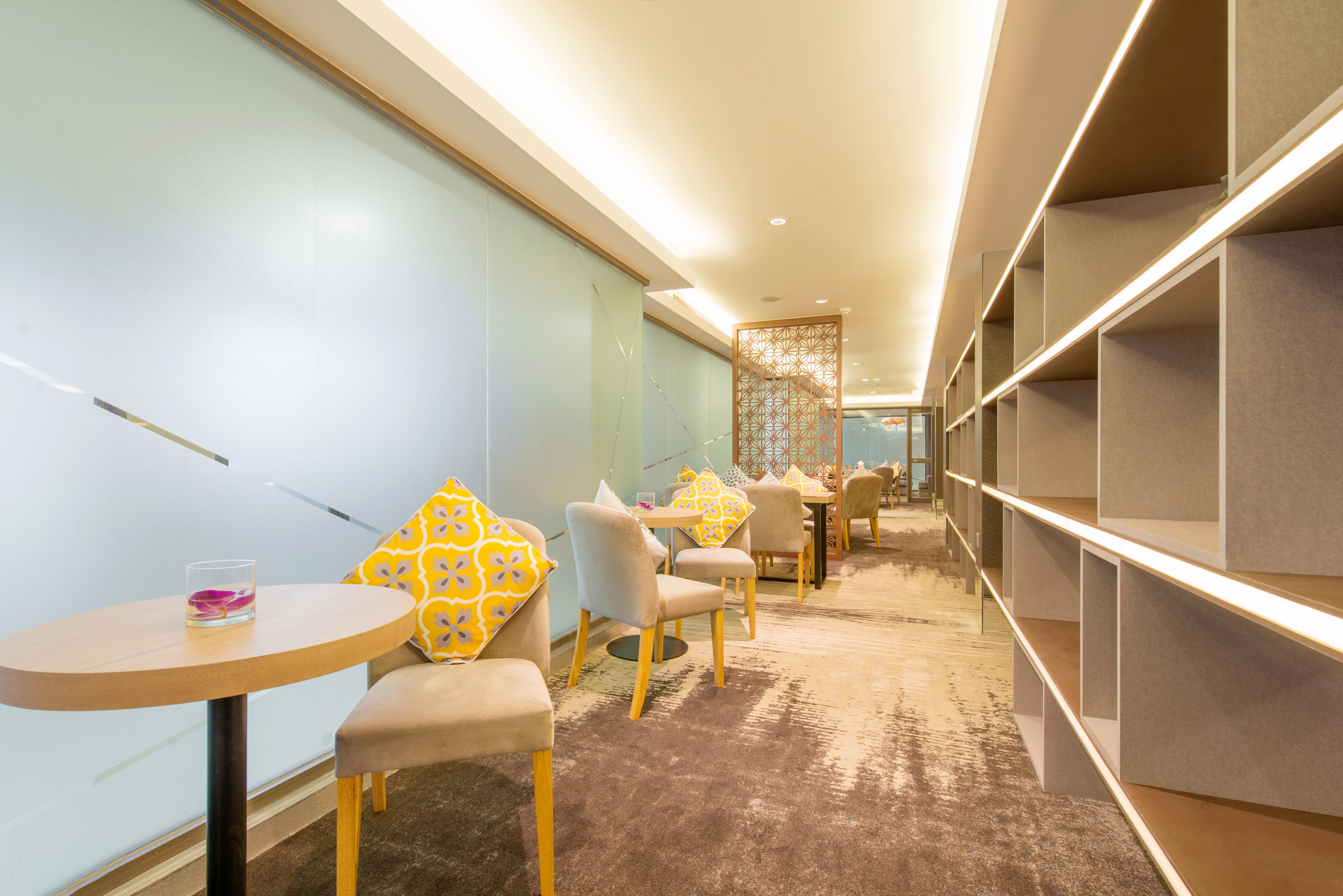 Eastin Grand Hotel Saigon Cidade de Ho Chi Minh Exterior foto The interior of the lounge